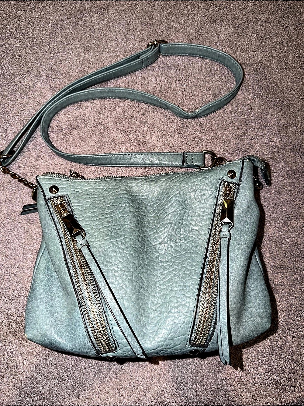 Jessica Simpson Faux Leather Crossbody Bag in Green & Gold